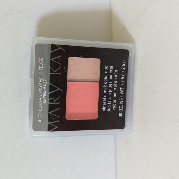 Mary Kay Other - Mary Kay Juicy Guava mineral cheek color duo